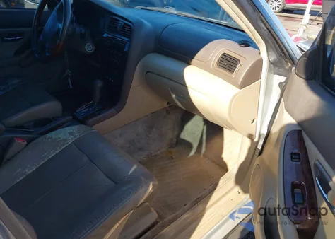 2004 Subaru Legacy Outback H6 3.0 Ll Bean z USA, uszkodzony, nr VIN 4S3BH806X47616368